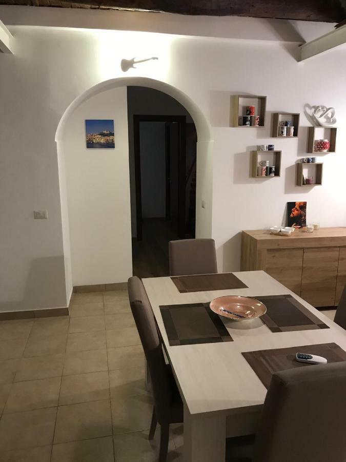 Athmosfera Nova 18 Hotell Neapel Exteriör bild